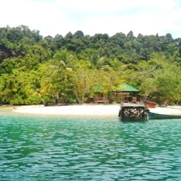 Putri Island