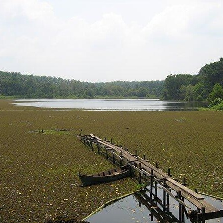 Laut Tador Lake